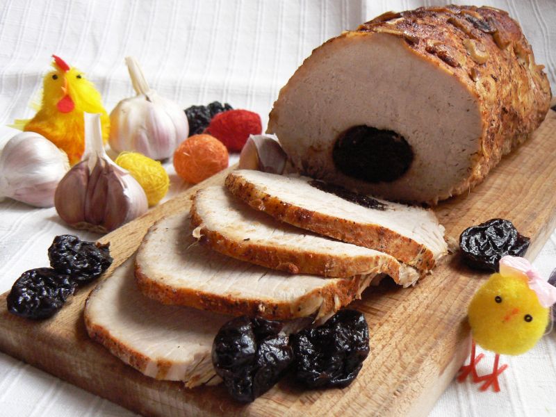 Schab pieczony z czosnkową nutą Schab pieczony z czosnkową nutą