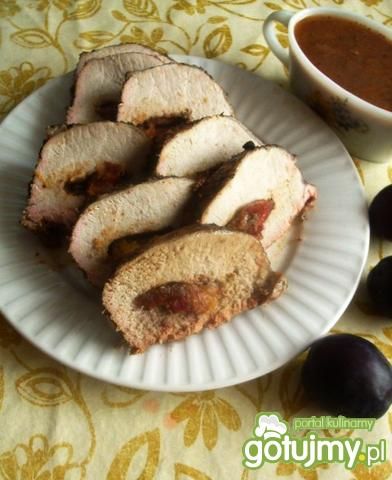 Schab pieczony z węgierkami