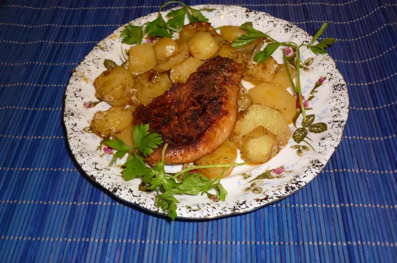 Schab pieczony z ziemniakami