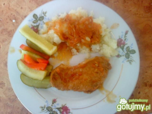 Schab po włościańsku z sosem śliwkowym