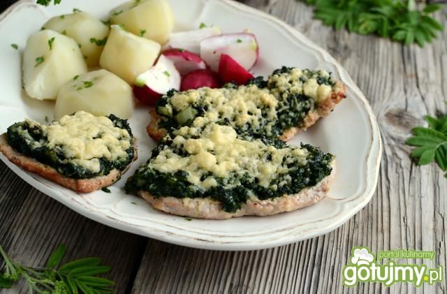 Schab pod szpinakową pierzynką  Schab pod szpinakową pierzynką