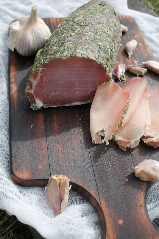 Schab suszaony w czosku niedźwiedzim