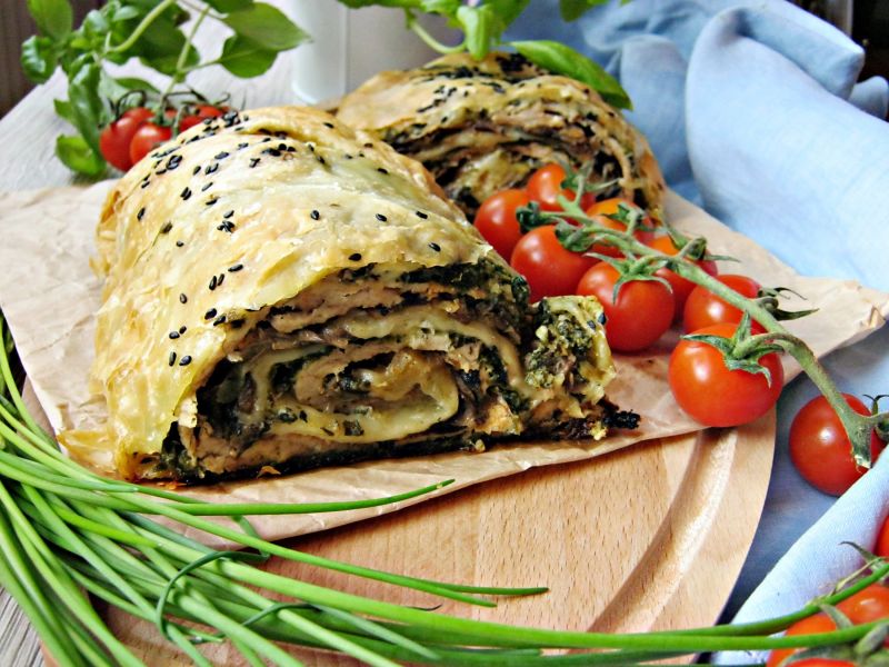 Schab w cieście francuskim ze szpinakiem