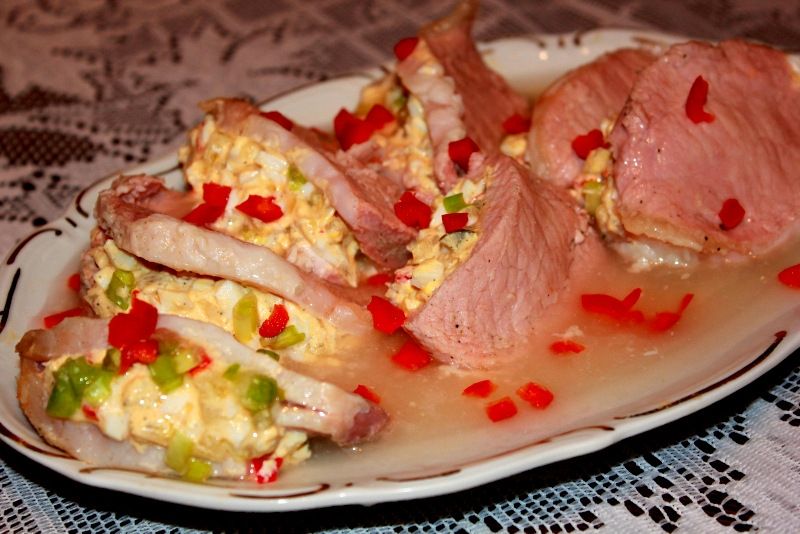 Schab w galarecie z farszem Schab w galarecie z farszem