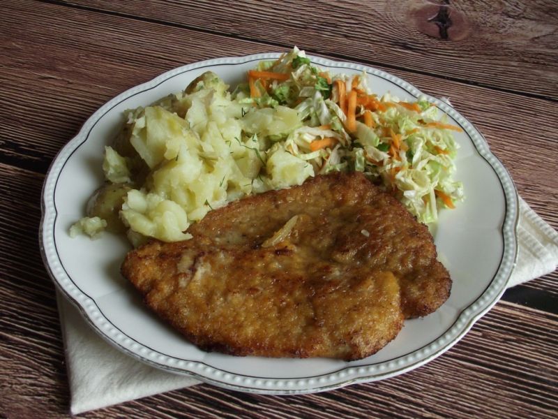 Schab w ketchupowej panierce