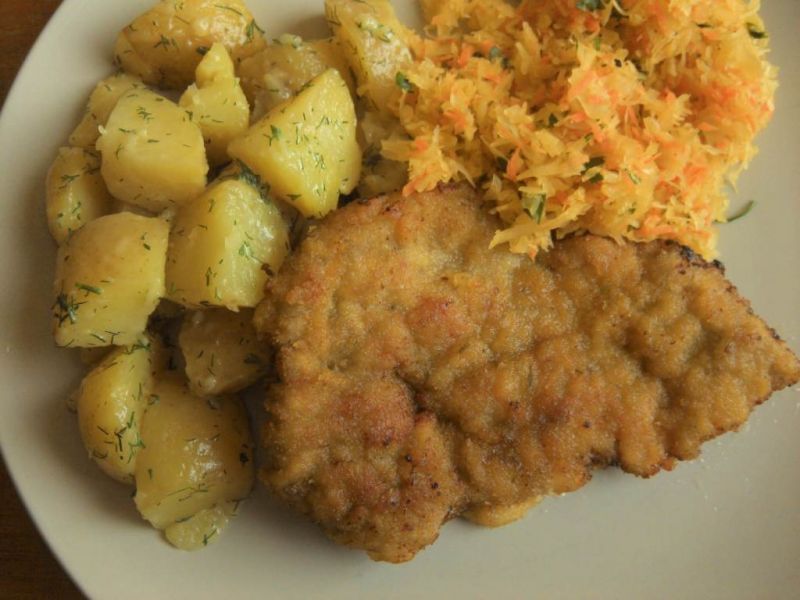 Schab w koperkowej panierce z mlekiem