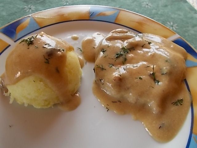 Schab w mleczno- grzybowym sosie