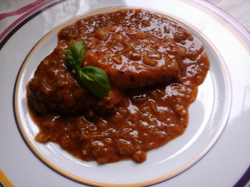 Schab w sosie cebulowym Schab w sosie cebulowym