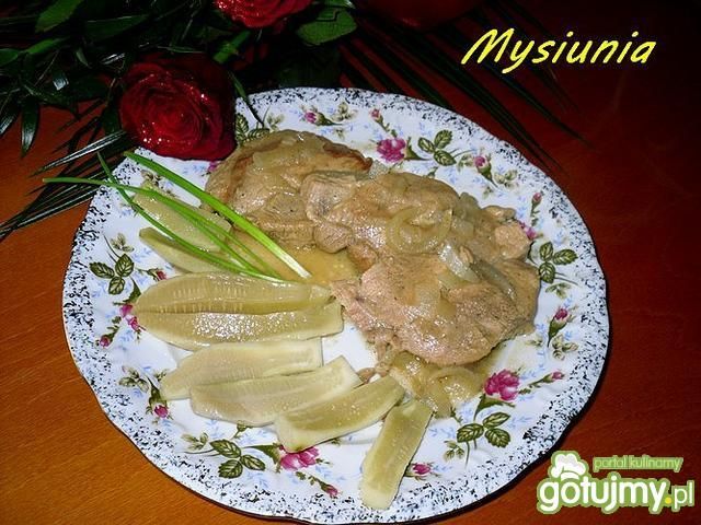 Schab w sosie musztardowym. Schab w sosie musztardowym.