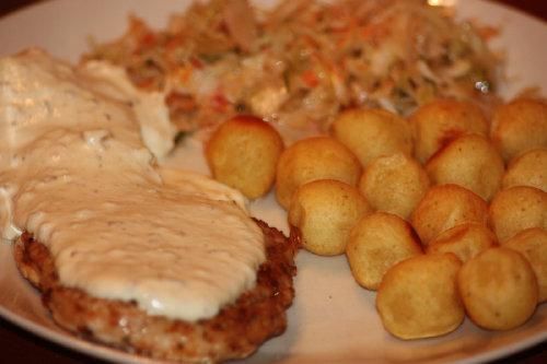 Schab w sosie serowo-orzechowym Schab w sosie serowo-orzechowym