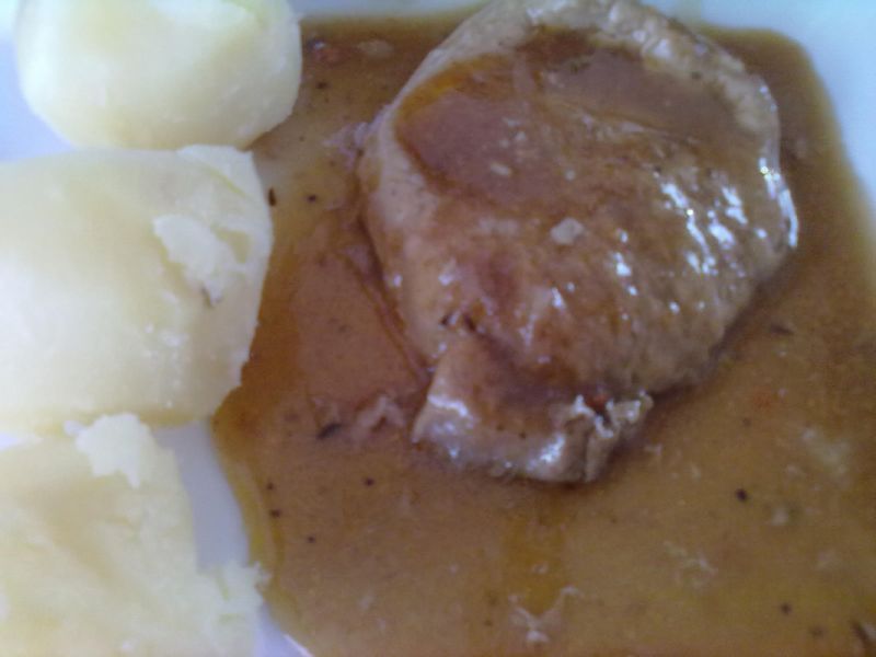 Schab w sosie z ziemniakami