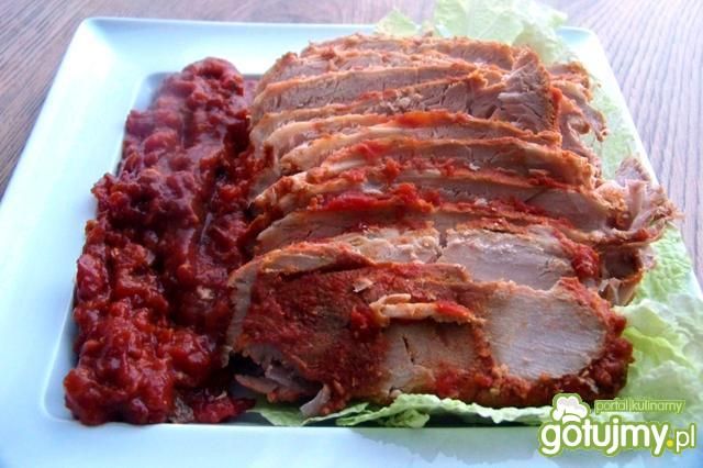 Schab wolno pieczony w pomidorach.  Schab wolno pieczony w pomidorach.