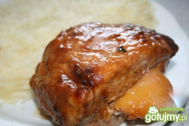 Schab z brzoskwinią 