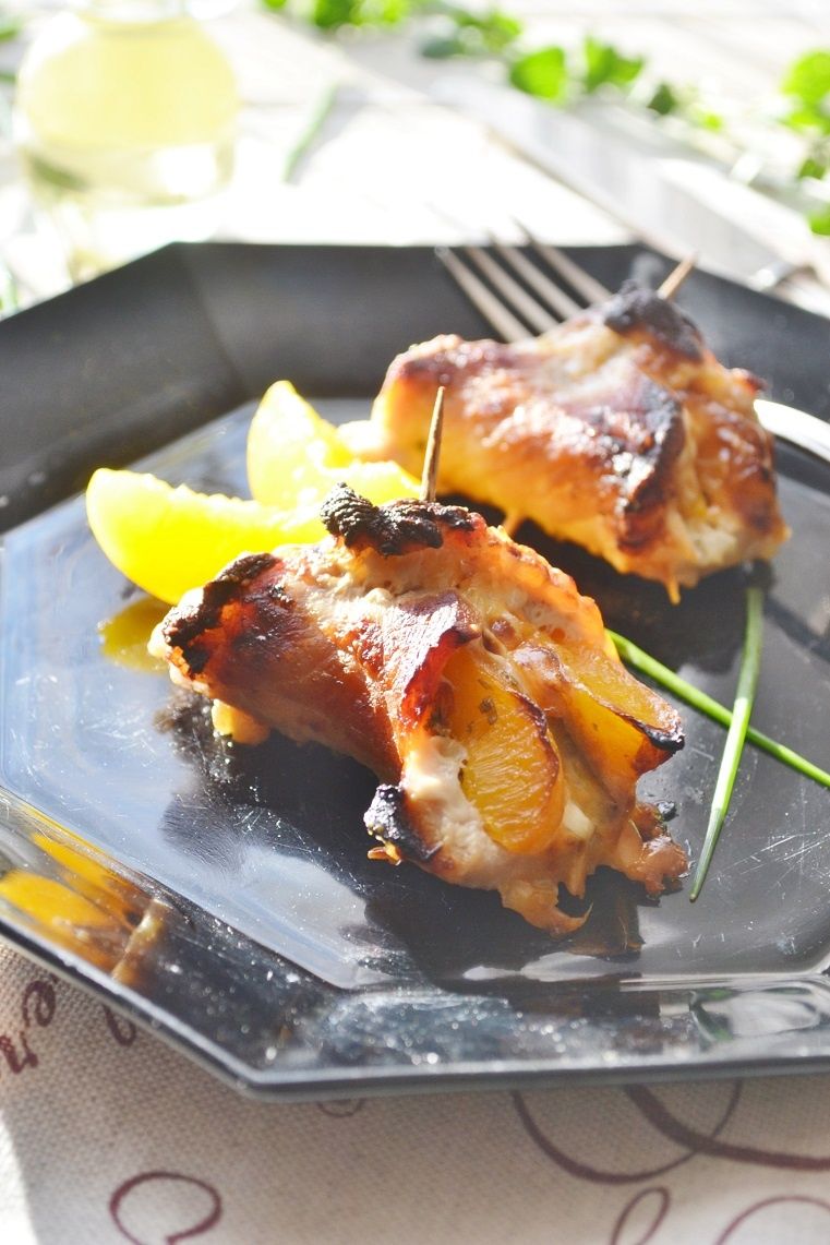 Schab z brzoskwiniami i serem Schab z brzoskwiniami i serem