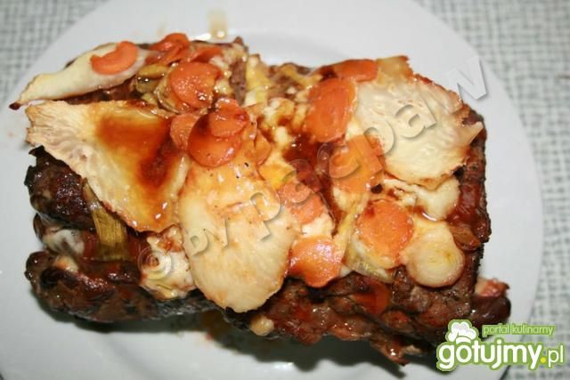 Schab z dzika w warzywach  Schab z dzika w warzywach