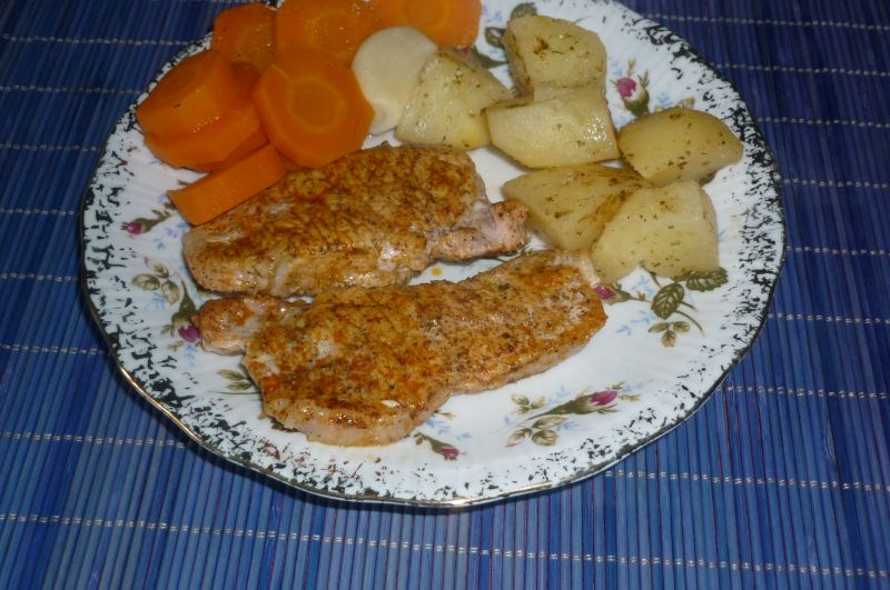 Schab z parowaru w słodkiej papryce i curry