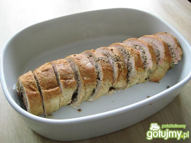 Schab z śliwką i pieczarkami Schab z śliwką i pieczarkami