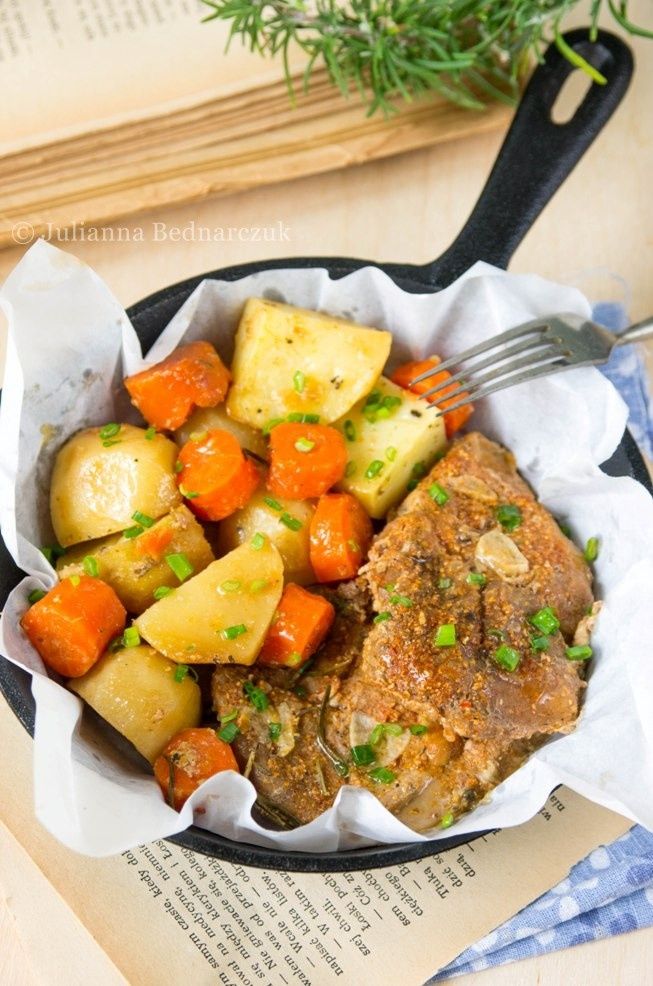 Schab z ziemniakami z piekarnika