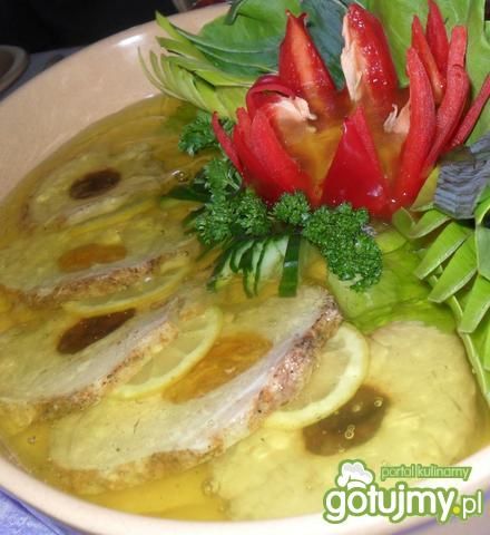 Schab ze śliwką w galarecie  Schab ze śliwką w galarecie