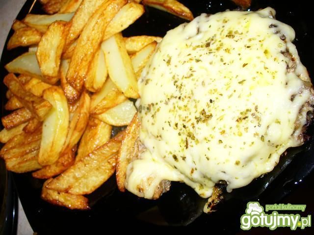 Schabem z serem i pieczarkami 