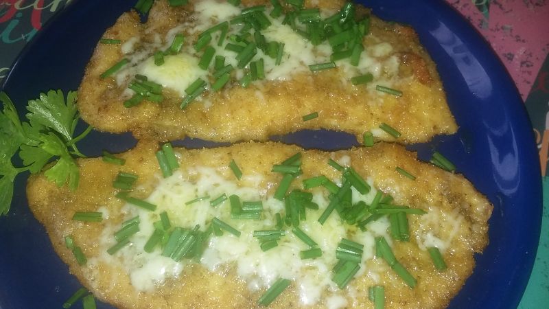 Schabowe drobiowe z żółtym serem Schabowe drobiowe z żółtym serem