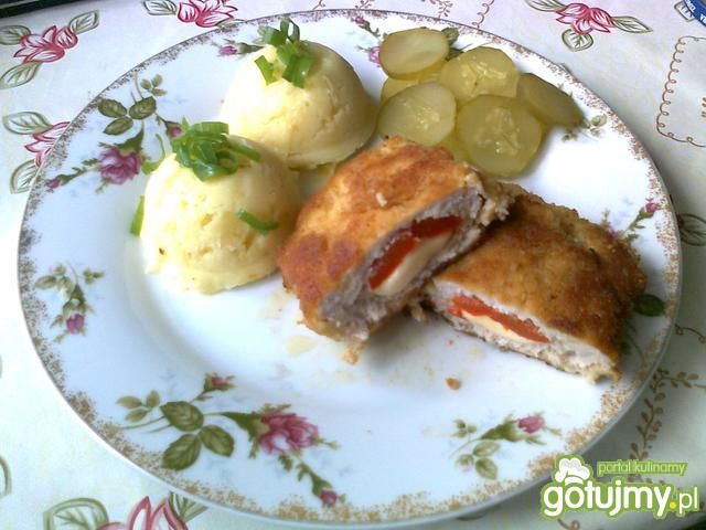 Schabowe kieszonki z serem i papryką Schabowe kieszonki z serem i papryką