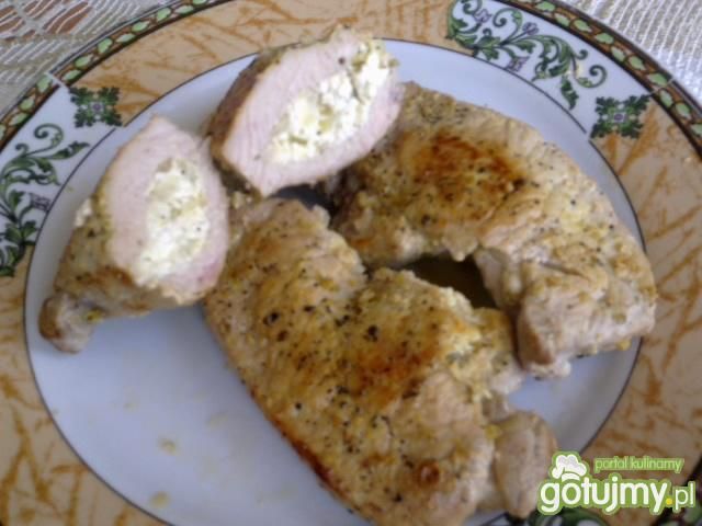 Schabowe nadziewane białym serem Schabowe nadziewane białym serem