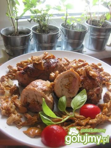 schabowe roladki z szynką i kurkami 