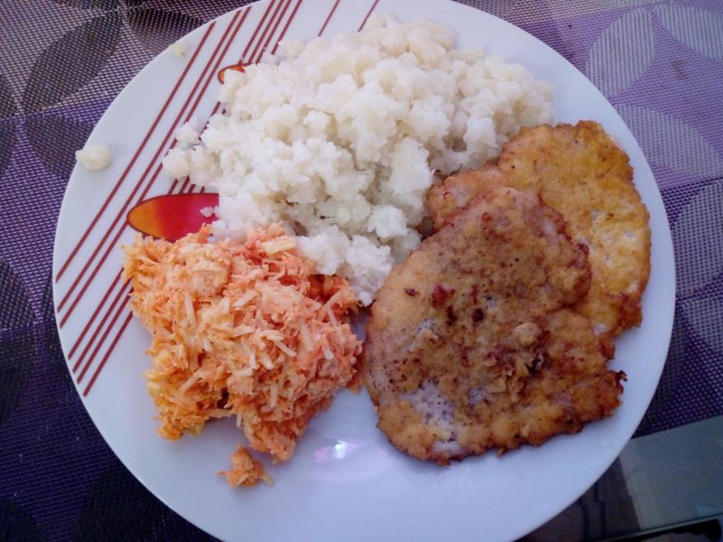 Schabowe w kukurydzianej panierce Schabowe w kukurydzianej panierce