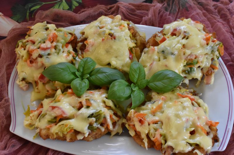 Schabowe z młodą kapustką Schabowe z młodą kapustką