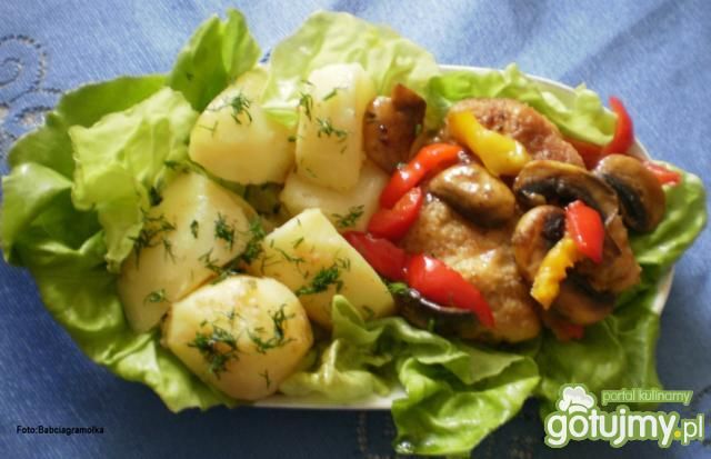 Schabowe z pieczarkami i papryką : Schabowe z pieczarkami i papryką :