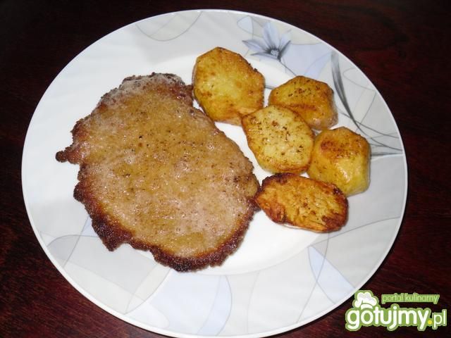 Schabowe z pieczonymi ziemniakami Schabowe z pieczonymi ziemniakami