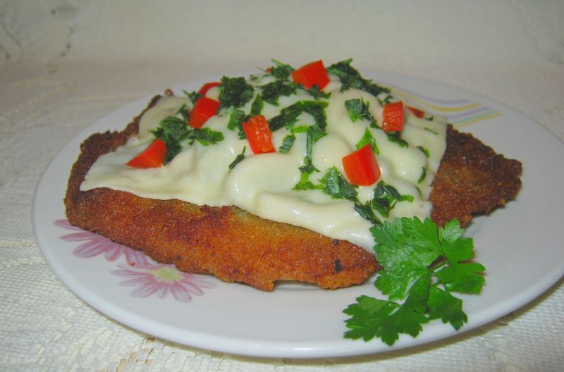 Schabowy pod plastrem sera