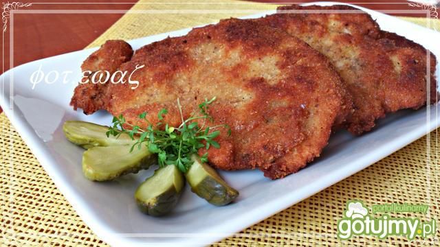 Schabowy w czerwonej czubrycy