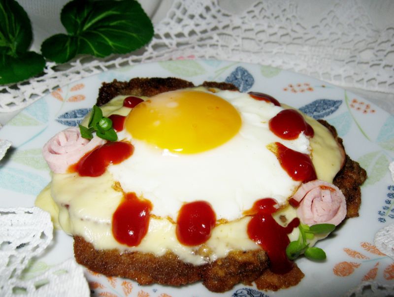 Schabowy z dodatkami