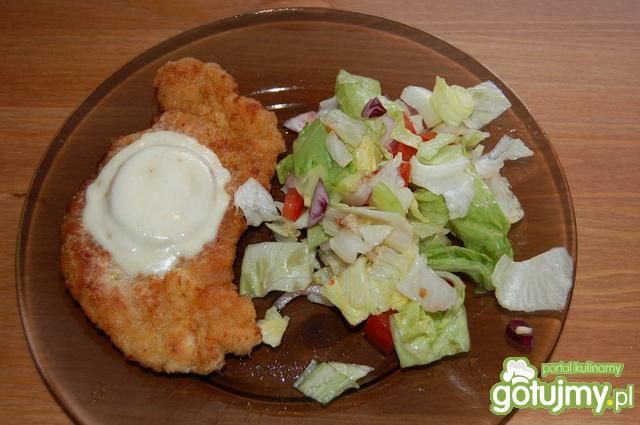 Schabowy z mozarellą i pomidorem Schabowy z mozarellą i pomidorem