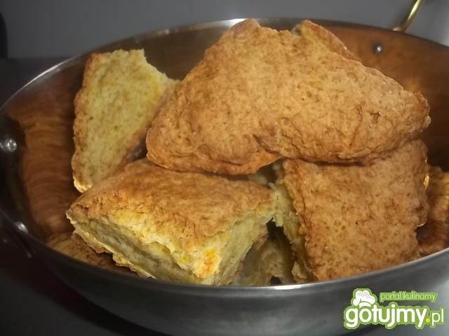Scones z nutą pomarańczy