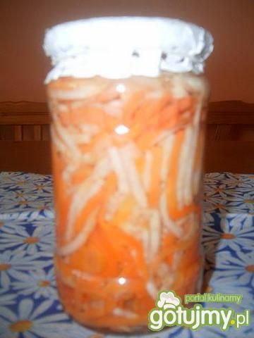 Seler z marchewką - nitki Seler z marchewką - nitki