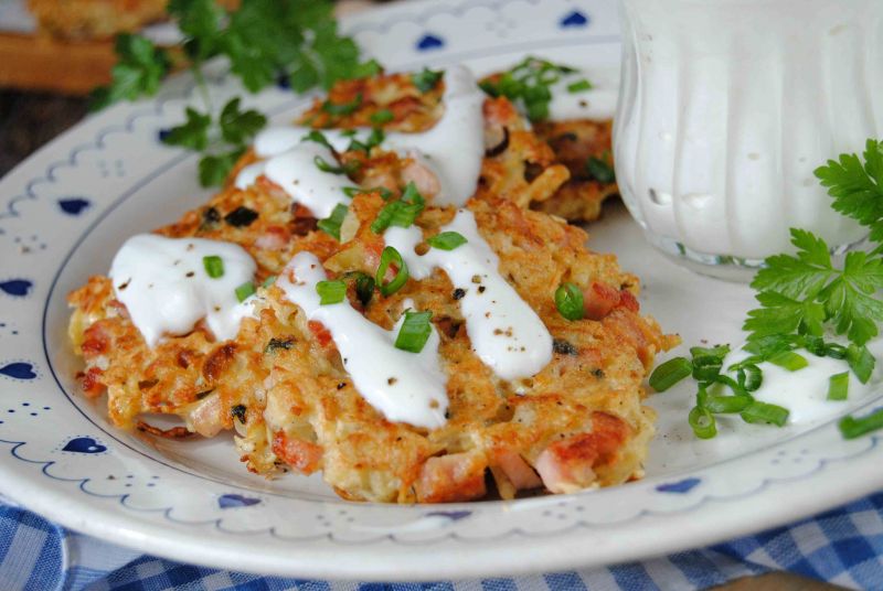 Selerowe racuszki z jogurtem Selerowe racuszki z jogurtem