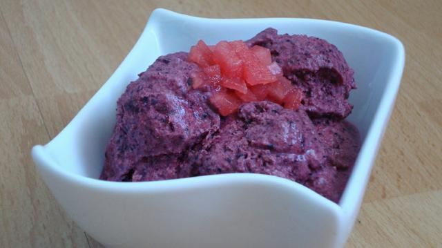 Semifreddo jagodowo-truskawkowe Semifreddo jagodowo-truskawkowe