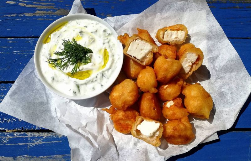 Ser feta smażony w chrupiącym cieście