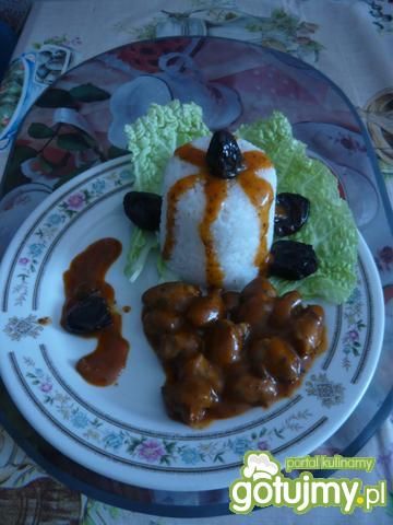 Serca drobiowe w śliwkowym sosie