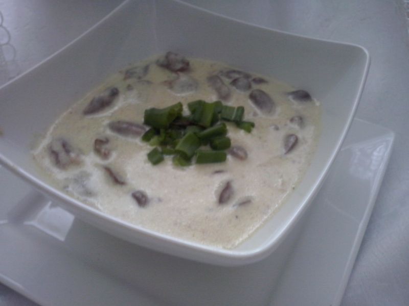 Serca drobiowe w sosie jogurtowym