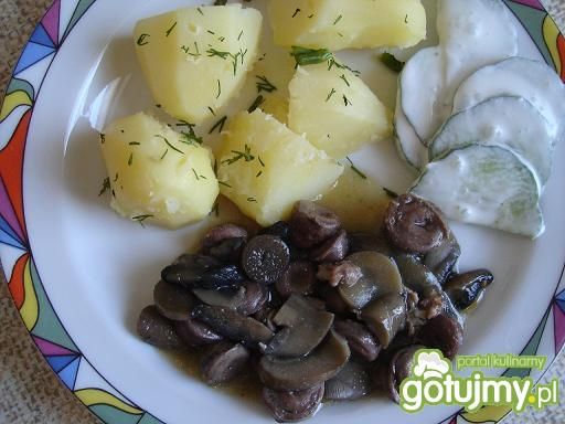 Serca drobiowe z pieczarkami