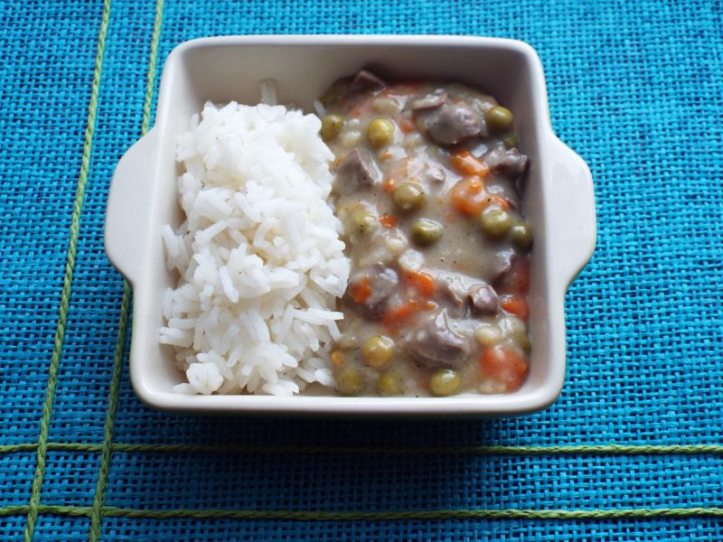 Serduszka drobiowe z groszkiem i marchewką Serduszka drobiowe z groszkiem i marchewką