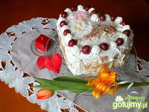 Serduszkowy torcik cherry