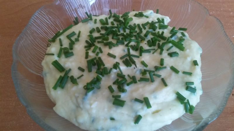 Serek topiony ze szcypiorkiem