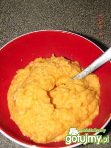 Serek twarogowy żółty z czosnkiem