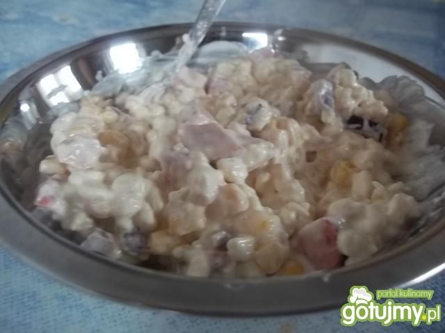 Serek wiejski z parówką Serek wiejski z parówką