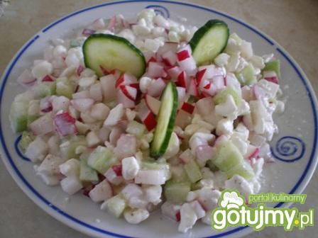  Serek wiejski z rzodkiewką i ogórkiem